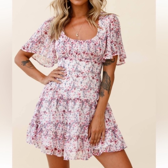 Selfie Leslie Medium Dress Floral Ruffle Concert Date Night Pink Chiffon NEW - Picture 1 of 6